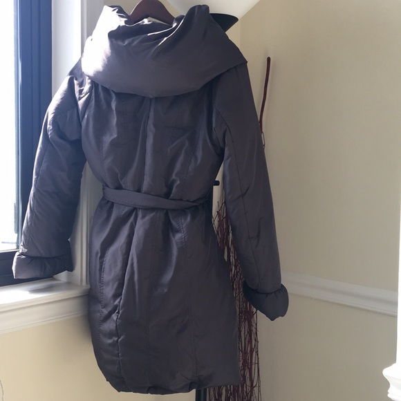 CoffeeShop nyc ruffle grey down puffer jacket - Picture 5 of 8